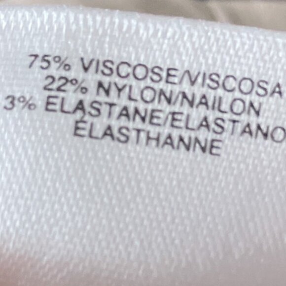 Anne Klein 8 Beige Front Seamed Gold Button Waist Detail Pull-On Khaki Pants - Picture 5 of 5